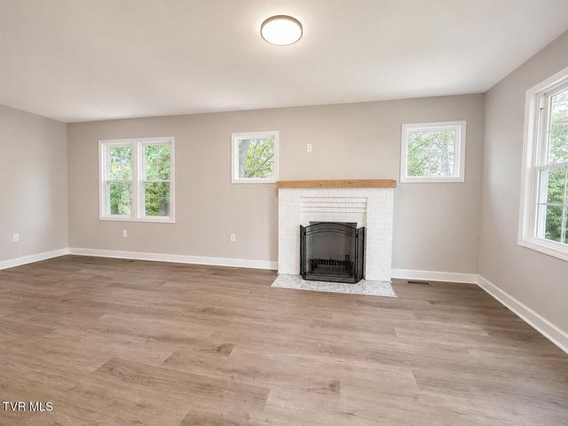 311 Randolph Street, Bristol, VA 24201