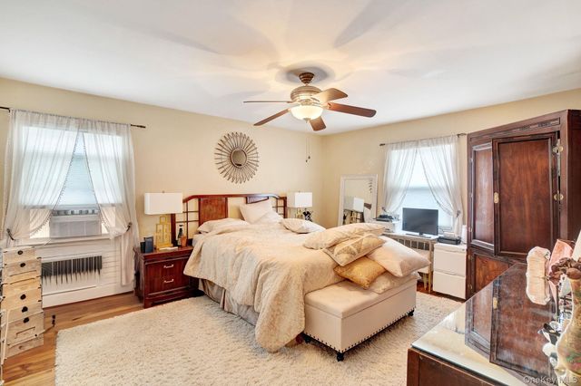 35 Gibson Boulevard, Valley Stream, NY 11581