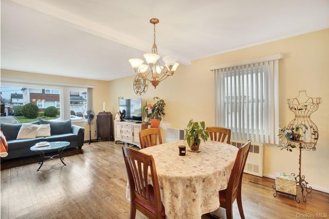 35 Gibson Boulevard, Valley Stream, NY 11581