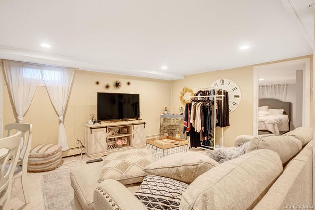 35 Gibson Boulevard, Valley Stream, NY 11581