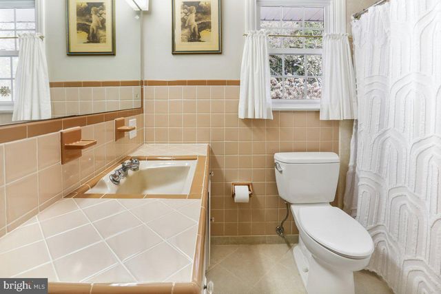 1205 HAMBROOKS BLVD, Cambridge, MD 21613