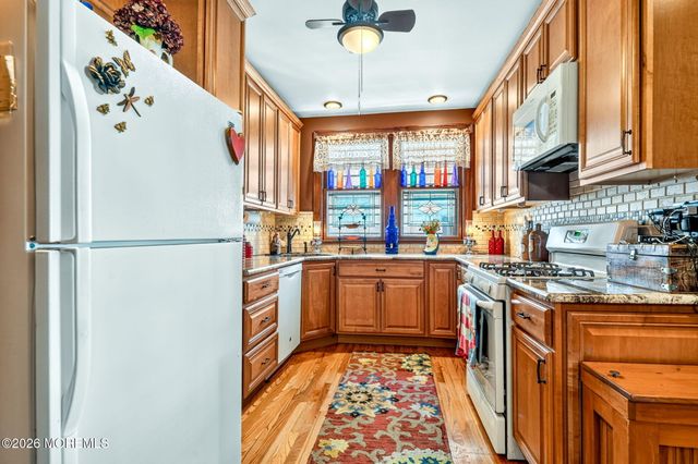 106 Broadway, Ocean Grove, NJ 07756