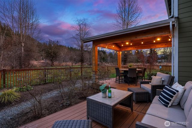 8202 196th Avenue NE, Redmond, WA 98053