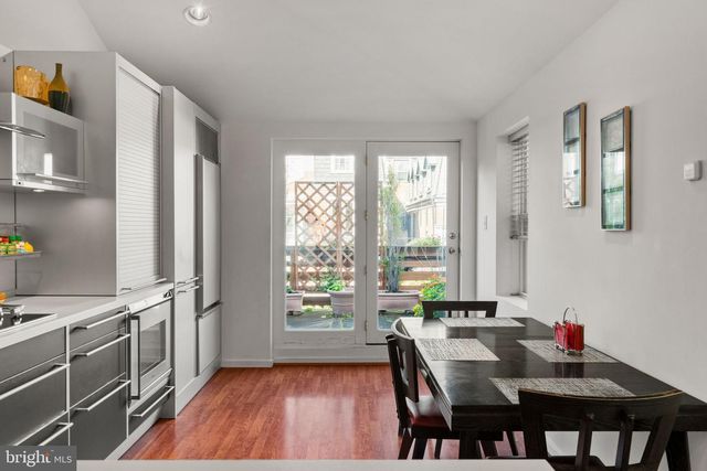 2219 RITTENHOUSE SQ, Philadelphia, PA 19103