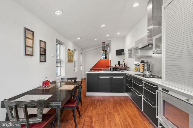 2219 RITTENHOUSE SQ, Philadelphia, PA 19103