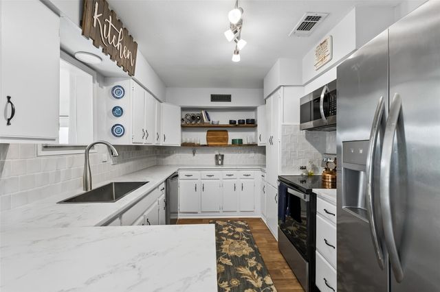 220 Teal Circle, Livingston, TX 77351