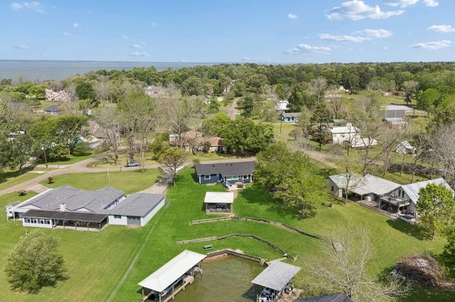 220 Teal Circle, Livingston, TX 77351