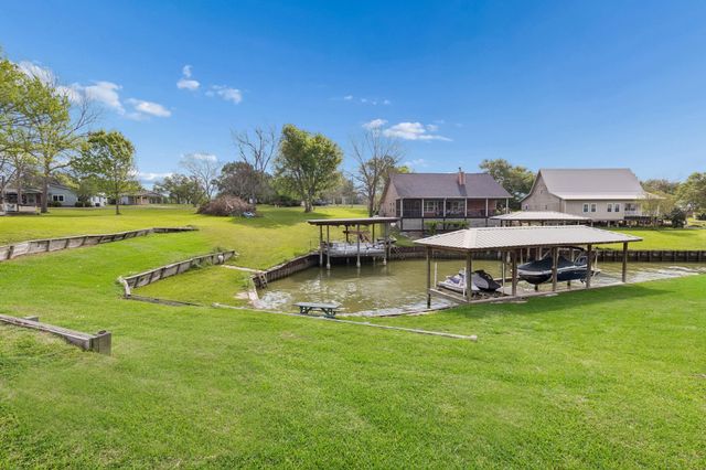 220 Teal Circle, Livingston, TX 77351