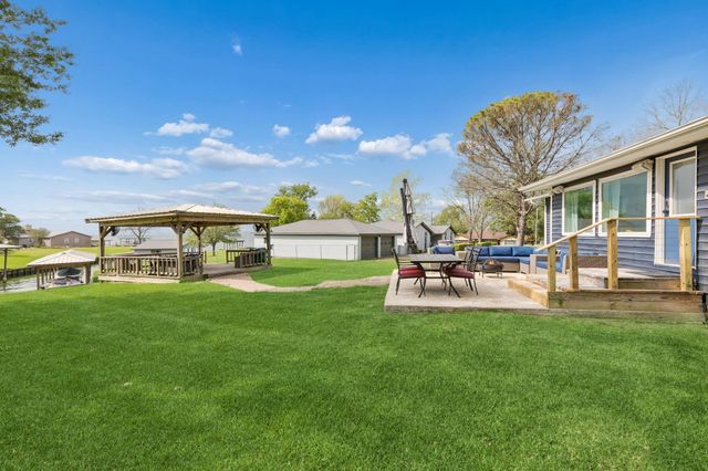 220 Teal Circle, Livingston, TX 77351