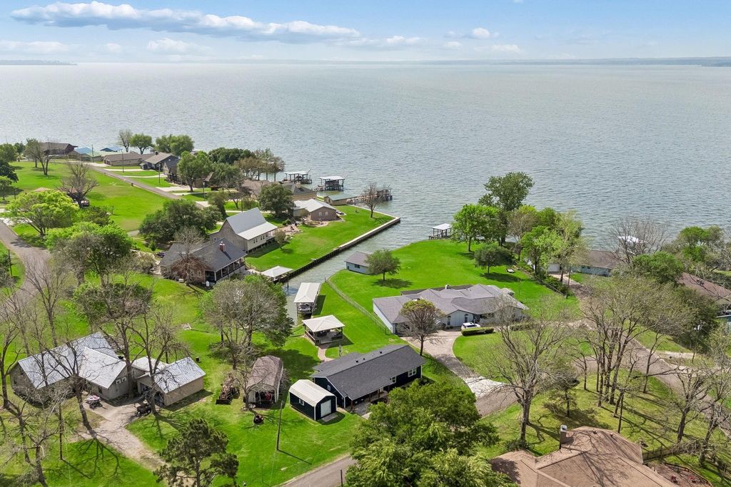 220 Teal Circle, Livingston, TX 77351