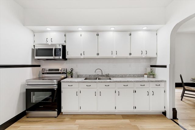 1059 N Main Street, Frankfort, IN 46041