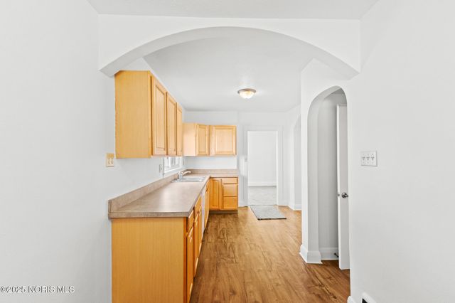 4755 301st Street, Toledo, OH 43611