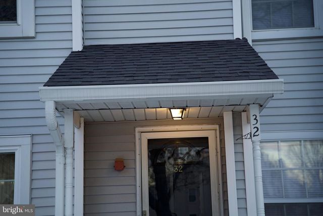 32 EATON CT, Newtown, PA 18940