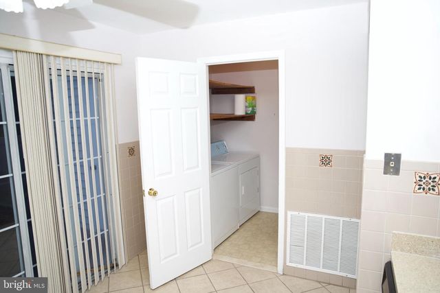 32 EATON CT, Newtown, PA 18940