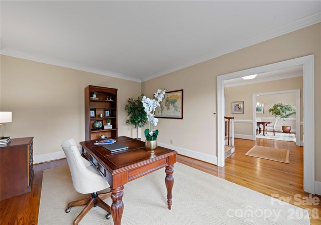 4026 Sharon View Road, Charlotte, NC 28226