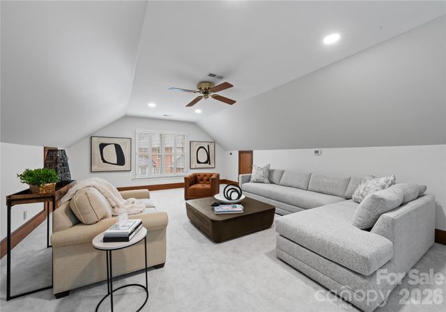 4026 Sharon View Road, Charlotte, NC 28226