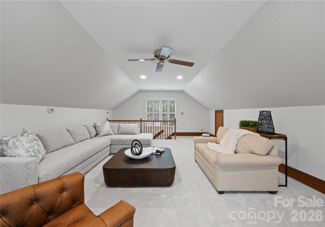 4026 Sharon View Road, Charlotte, NC 28226