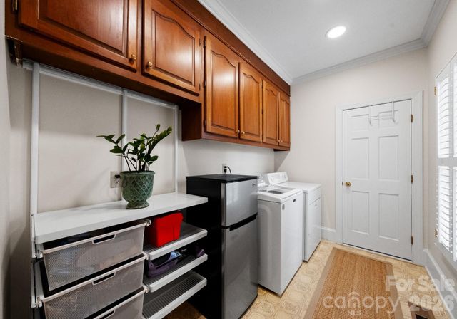 4026 Sharon View Road, Charlotte, NC 28226