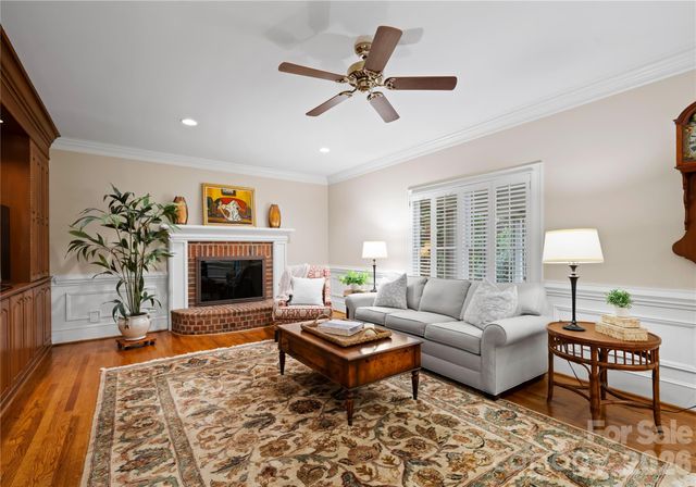 4026 Sharon View Road, Charlotte, NC 28226