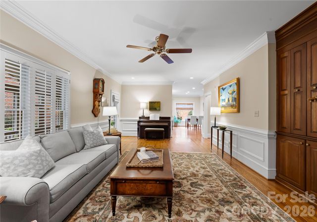 4026 Sharon View Road, Charlotte, NC 28226