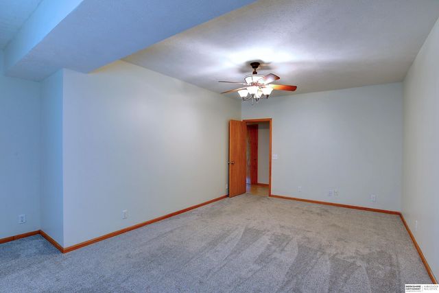 21308 Lincoln Boulevard, Gretna, NE 68028