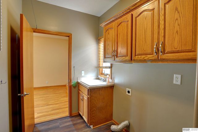 21308 Lincoln Boulevard, Gretna, NE 68028