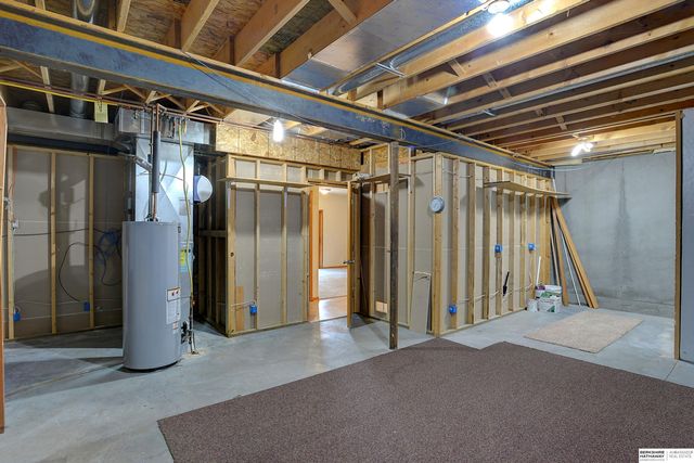 21308 Lincoln Boulevard, Gretna, NE 68028