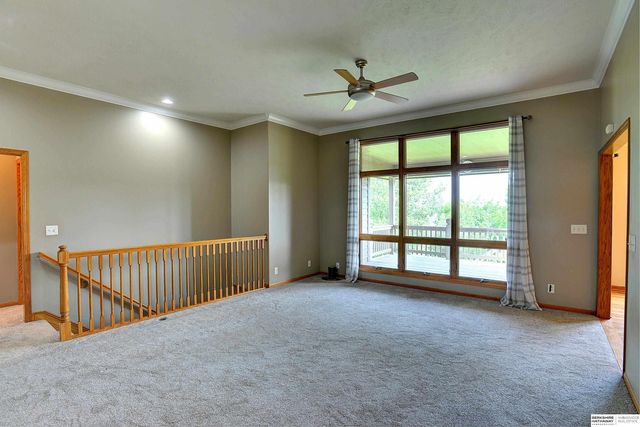 21308 Lincoln Boulevard, Gretna, NE 68028