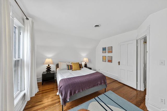 1010 W Washington Street, South Bend, IN 46601