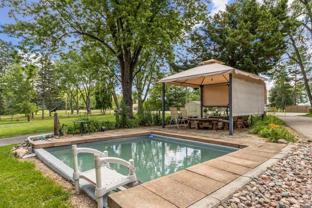 10328 W State Road 81, Beloit, WI 53511