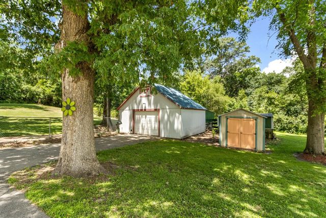 10328 W State Road 81, Beloit, WI 53511