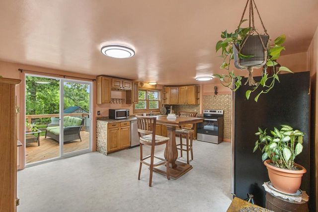 10328 W State Road 81, Beloit, WI 53511