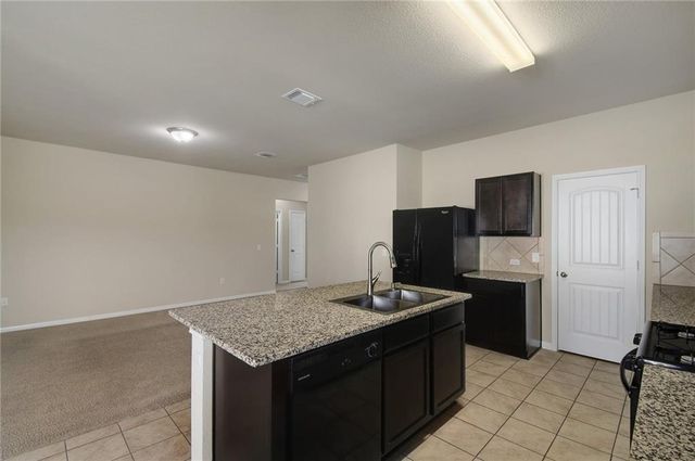 613 Brashear LN, Cedar Park, TX 78613