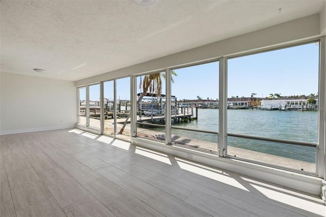 594 BOCA CIEGA POINT BOULEVARD N, St Petersburg, FL 33708