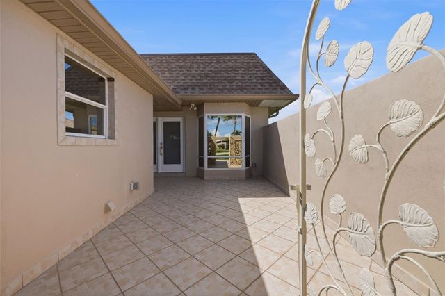 594 BOCA CIEGA POINT BOULEVARD N, St Petersburg, FL 33708