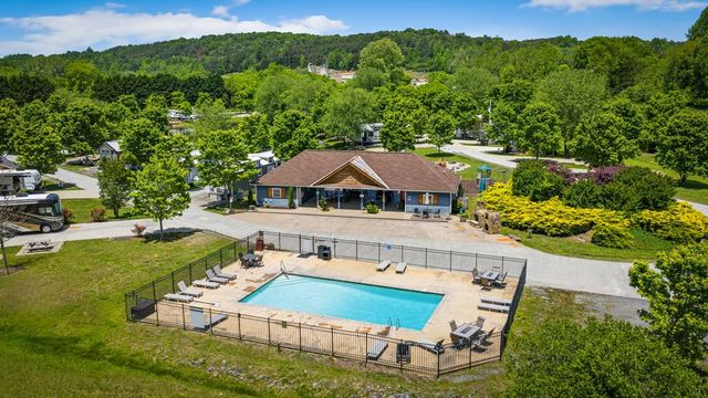 122 Mountain Meadows Drive, Morganton, GA 30560