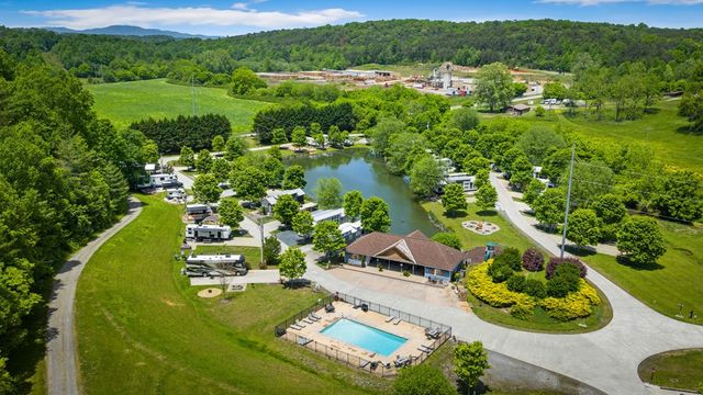 122 Mountain Meadows Drive, Morganton, GA 30560
