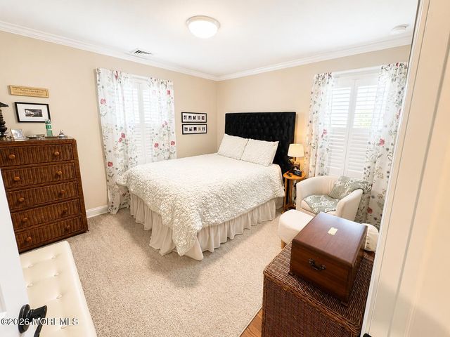 9 Victorian Court, West Long Branch, NJ 07764