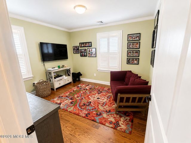 9 Victorian Court, West Long Branch, NJ 07764