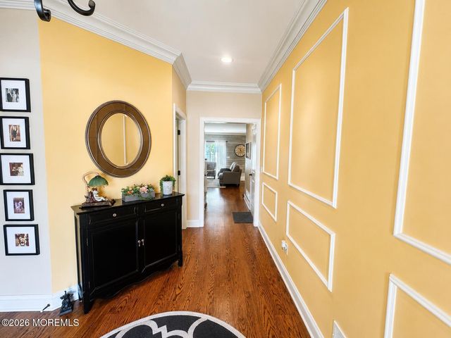9 Victorian Court, West Long Branch, NJ 07764