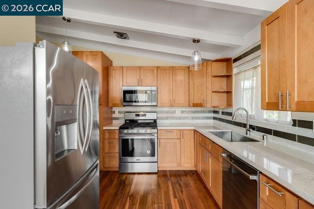 2512 Ardmore Dr, San Pablo, CA 94806