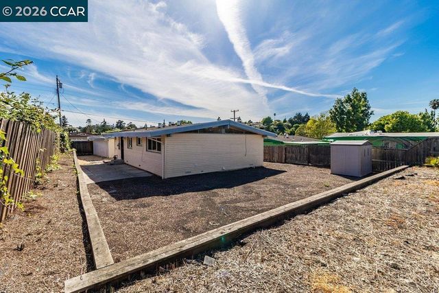 2512 Ardmore Dr, San Pablo, CA 94806