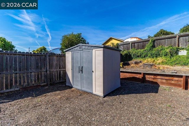 2512 Ardmore Dr, San Pablo, CA 94806