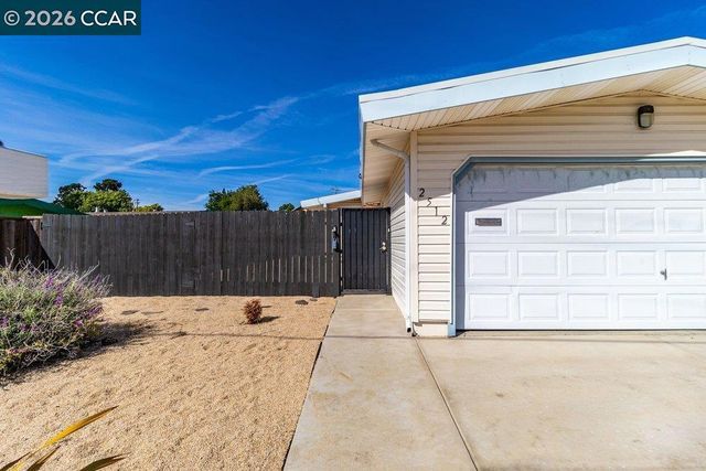2512 Ardmore Dr, San Pablo, CA 94806