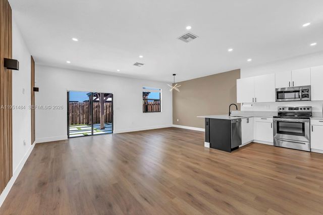 13067 SW 286th Way 13067, Homestead, FL 33033