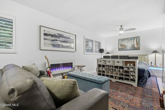 4771 Excelente Drive, Woodland Hills, CA 91364