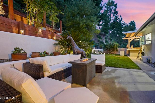 4771 Excelente Drive, Woodland Hills, CA 91364