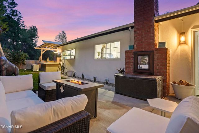 4771 Excelente Drive, Woodland Hills, CA 91364