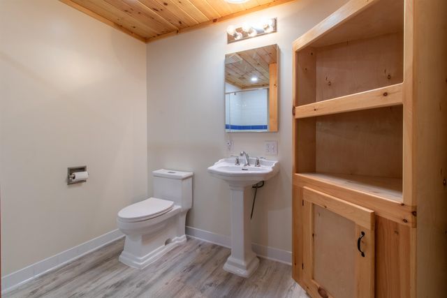 3041 Cross Road, Jay, VT 05859