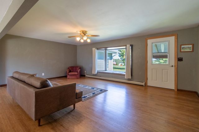 3041 Cross Road, Jay, VT 05859